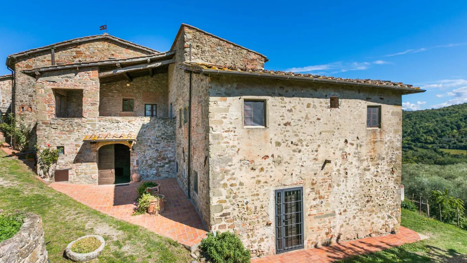 Apartment Laura By Interhome Lucolena in Chianti