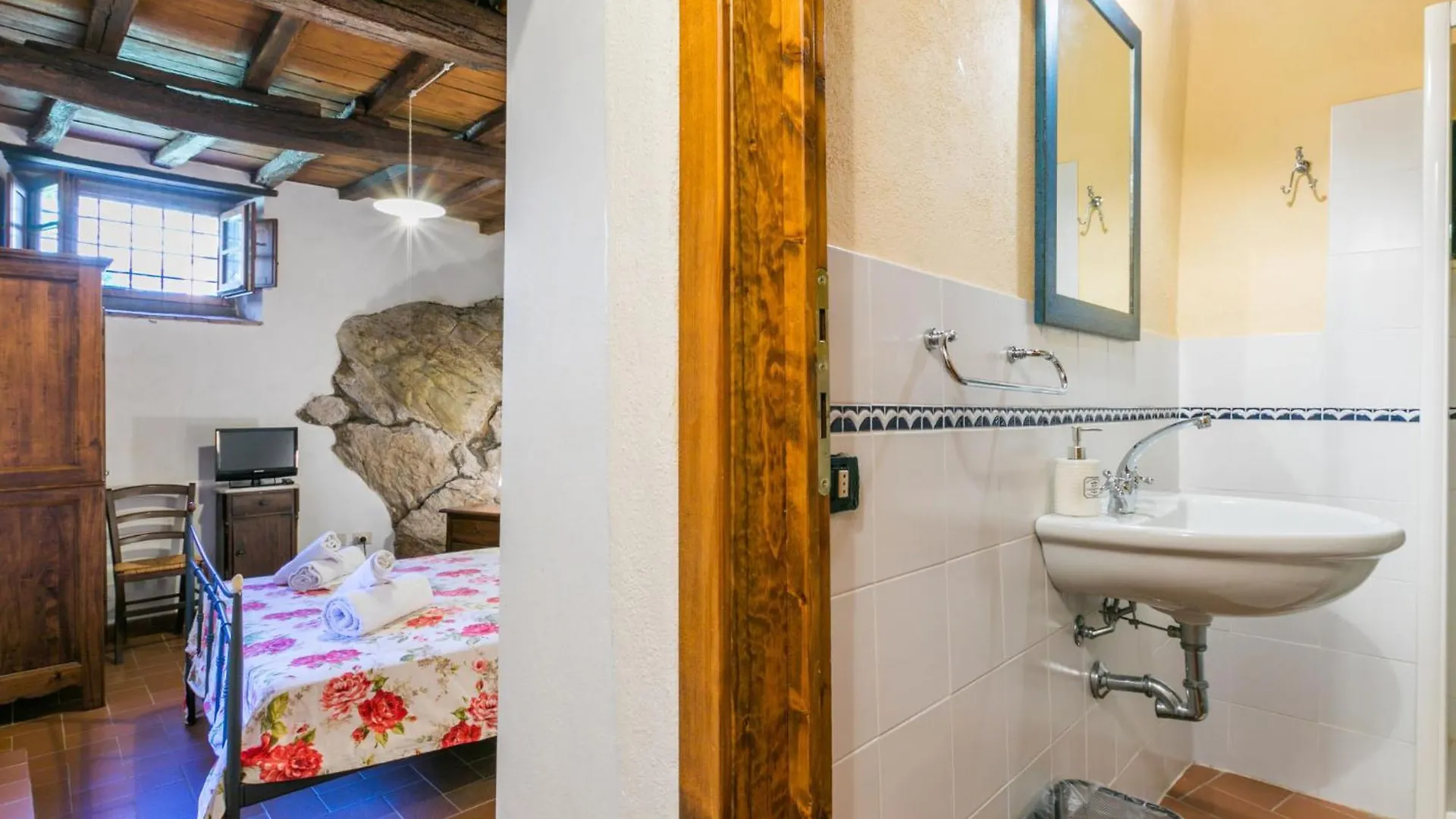Apartment Laura By Interhome Lucolena in Chianti Italy