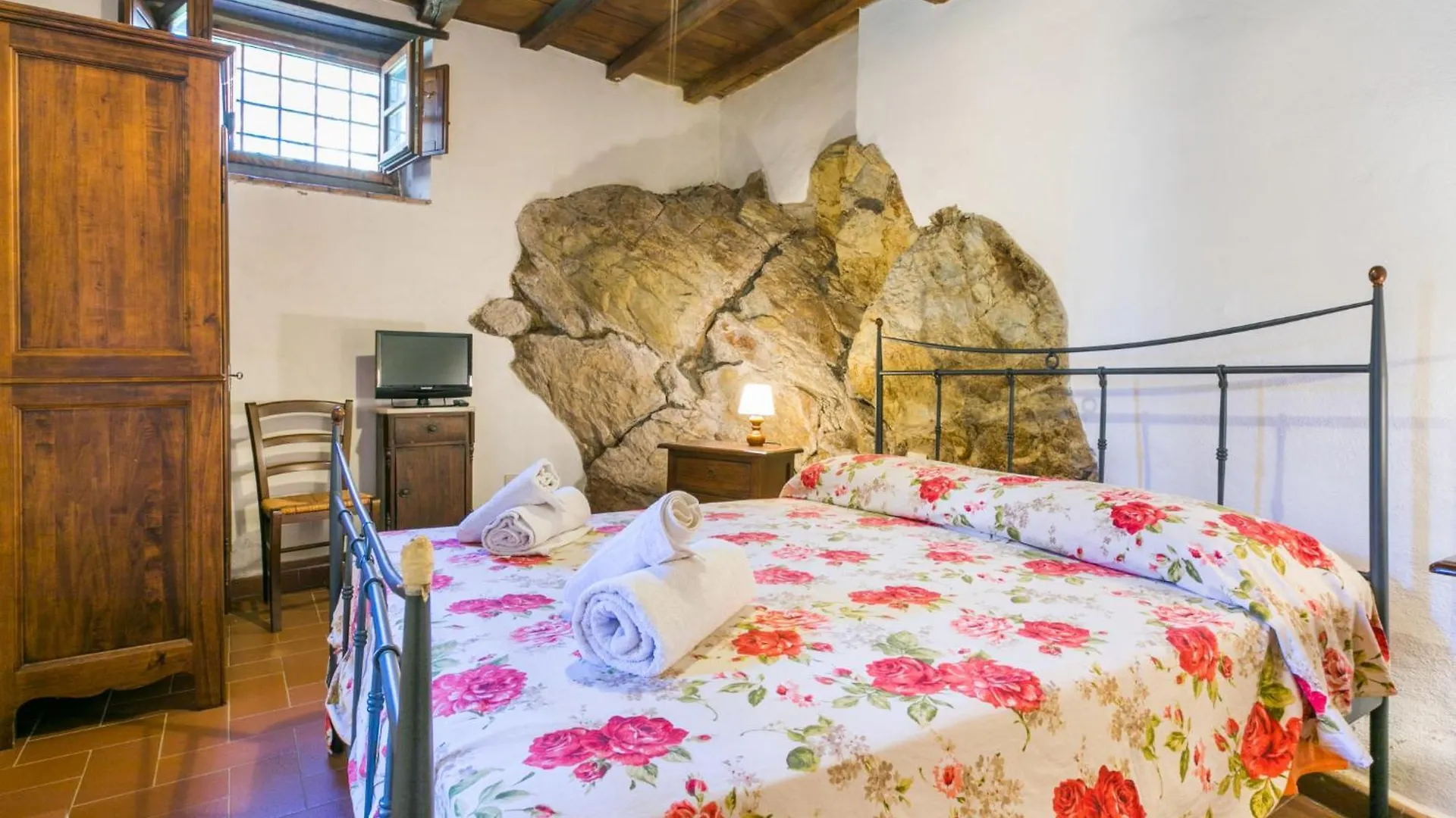 Apartment Laura By Interhome Lucolena in Chianti Italy